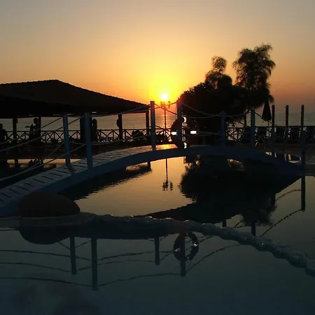 Baia Tropea بارغيليا