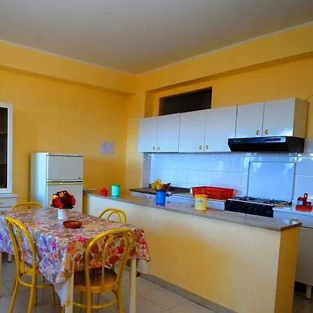 Baia Tropea 4* بارغيليا