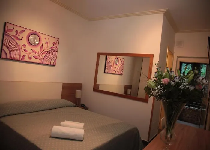 Hotel Baia Tropea 4*