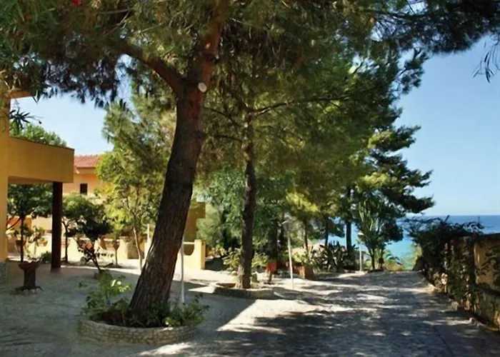 Baia Tropea Hotel 4*