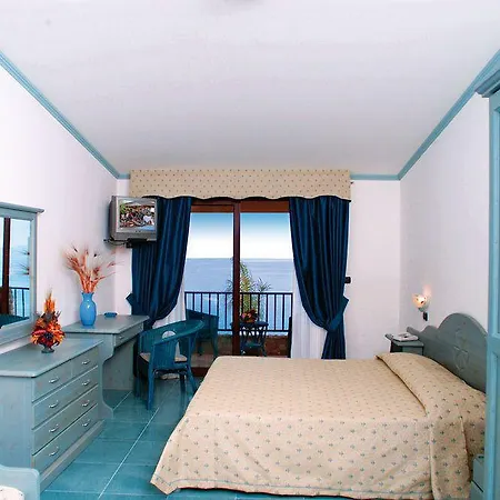 Baia Tropea ホテル パルゲリーア