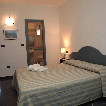 Baia Tropea 4*