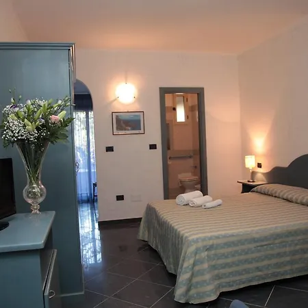 Baia Tropea ホテル 4*