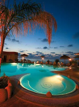 호텔 Baia Tropea 4*