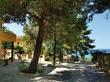 Baia Tropea 4*